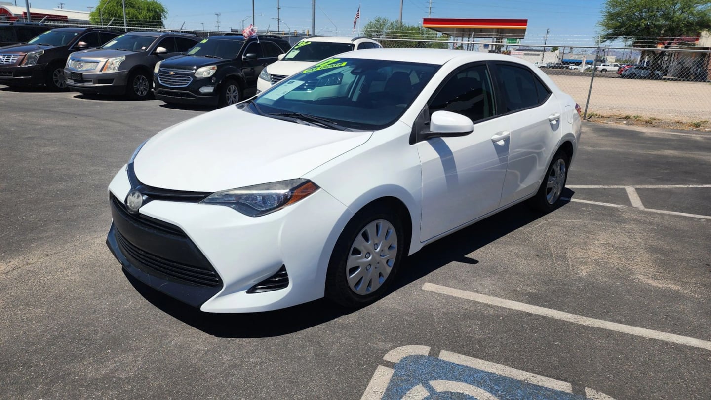 Toyota Corolla photo 8