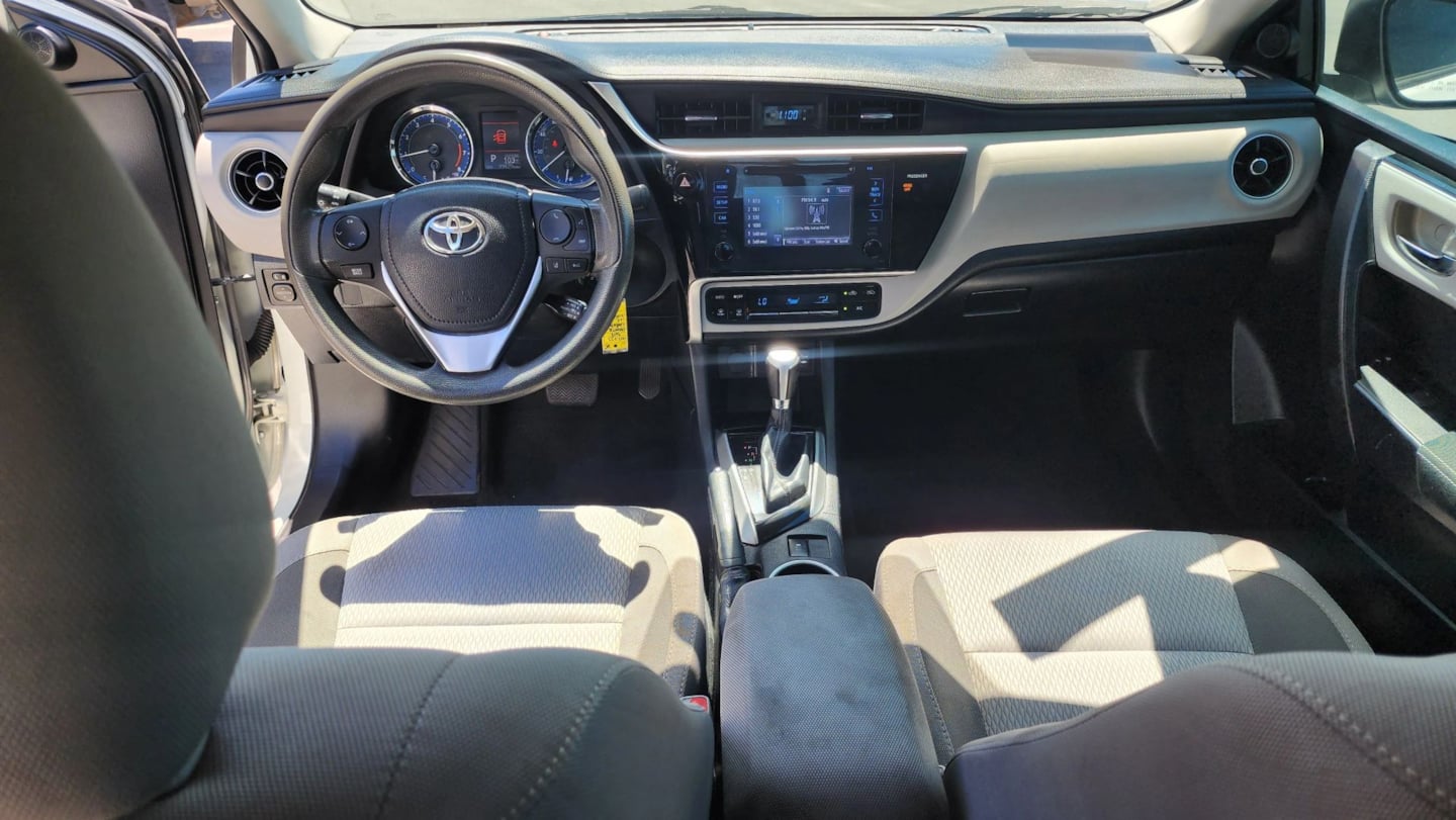 Toyota Corolla photo 32