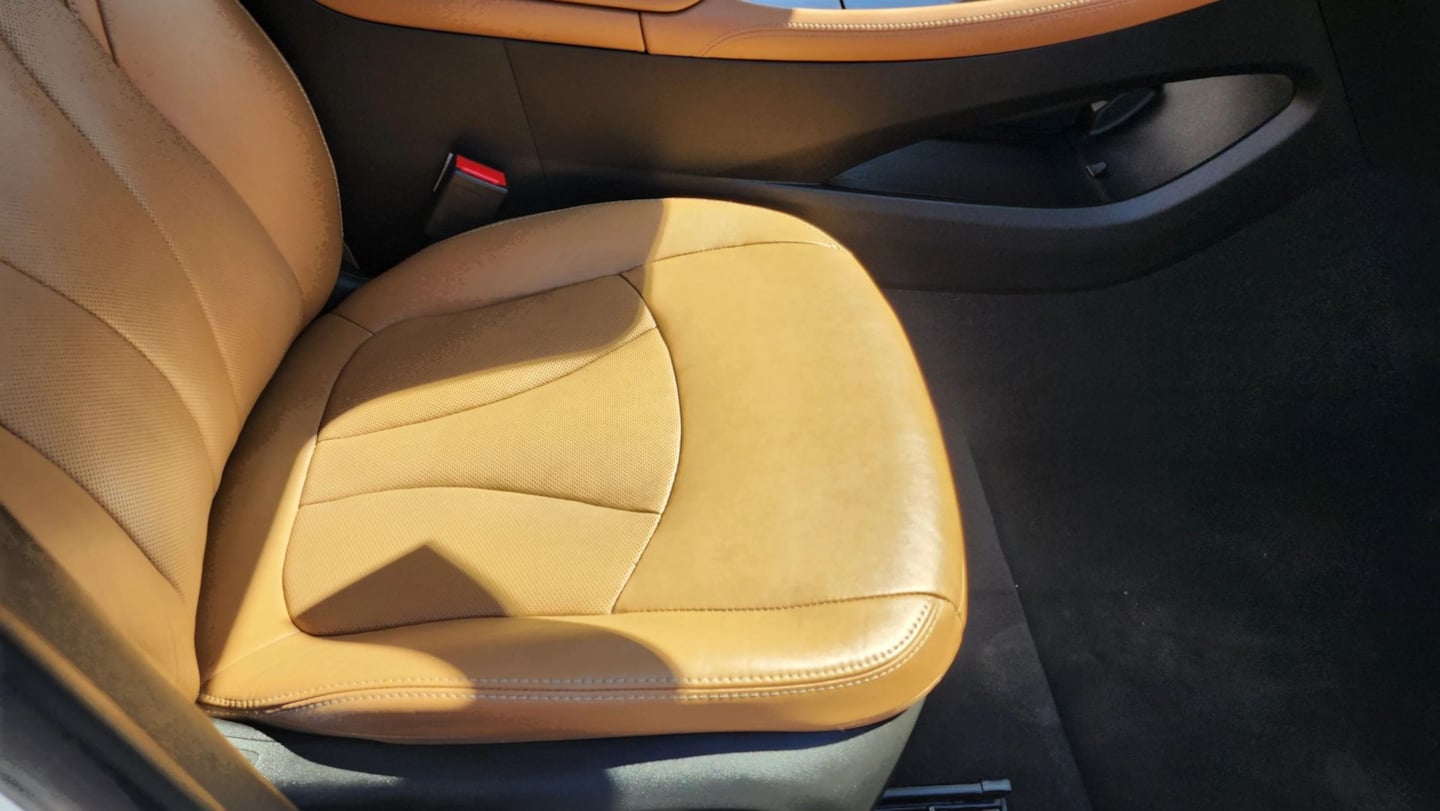 Buick LaCrosse photo 17