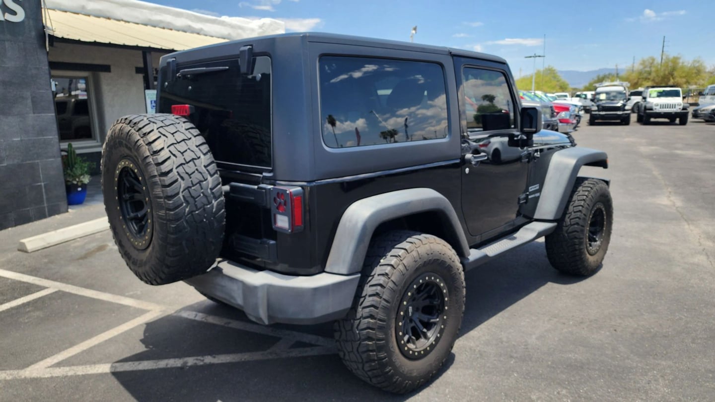 Jeep Wrangler JK photo 4