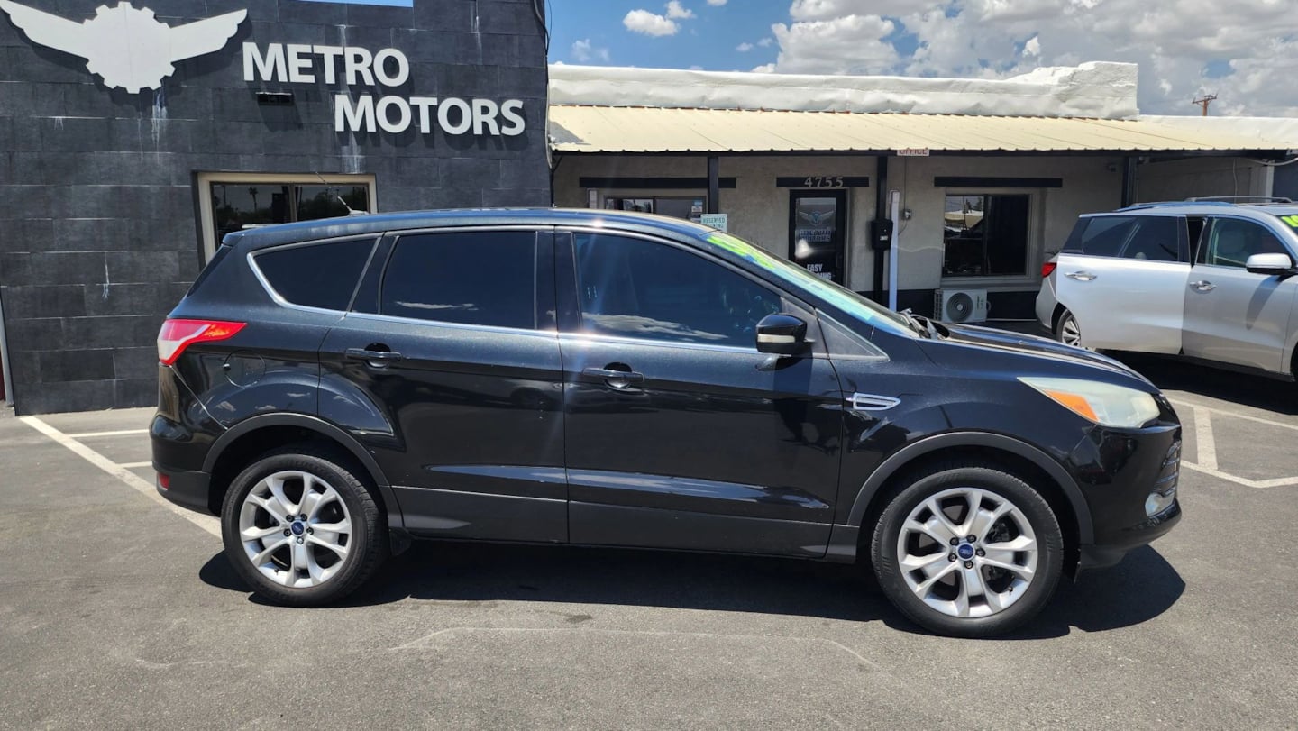 Ford Escape photo 3