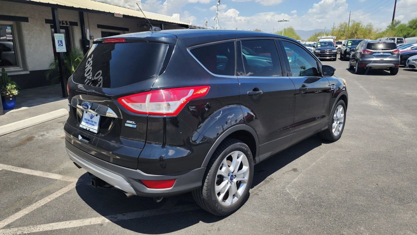 Ford Escape photo 4