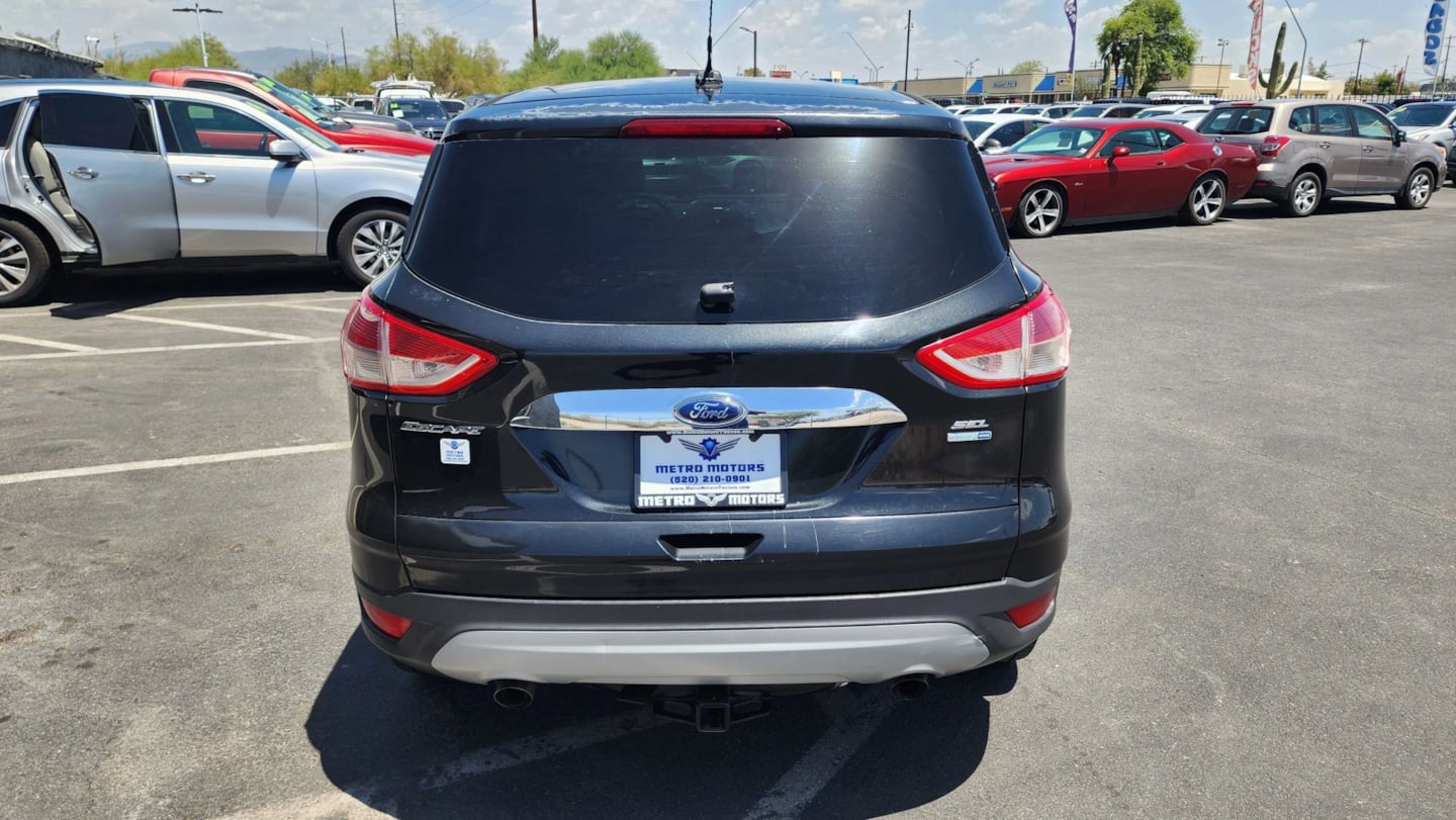 Ford Escape photo 5