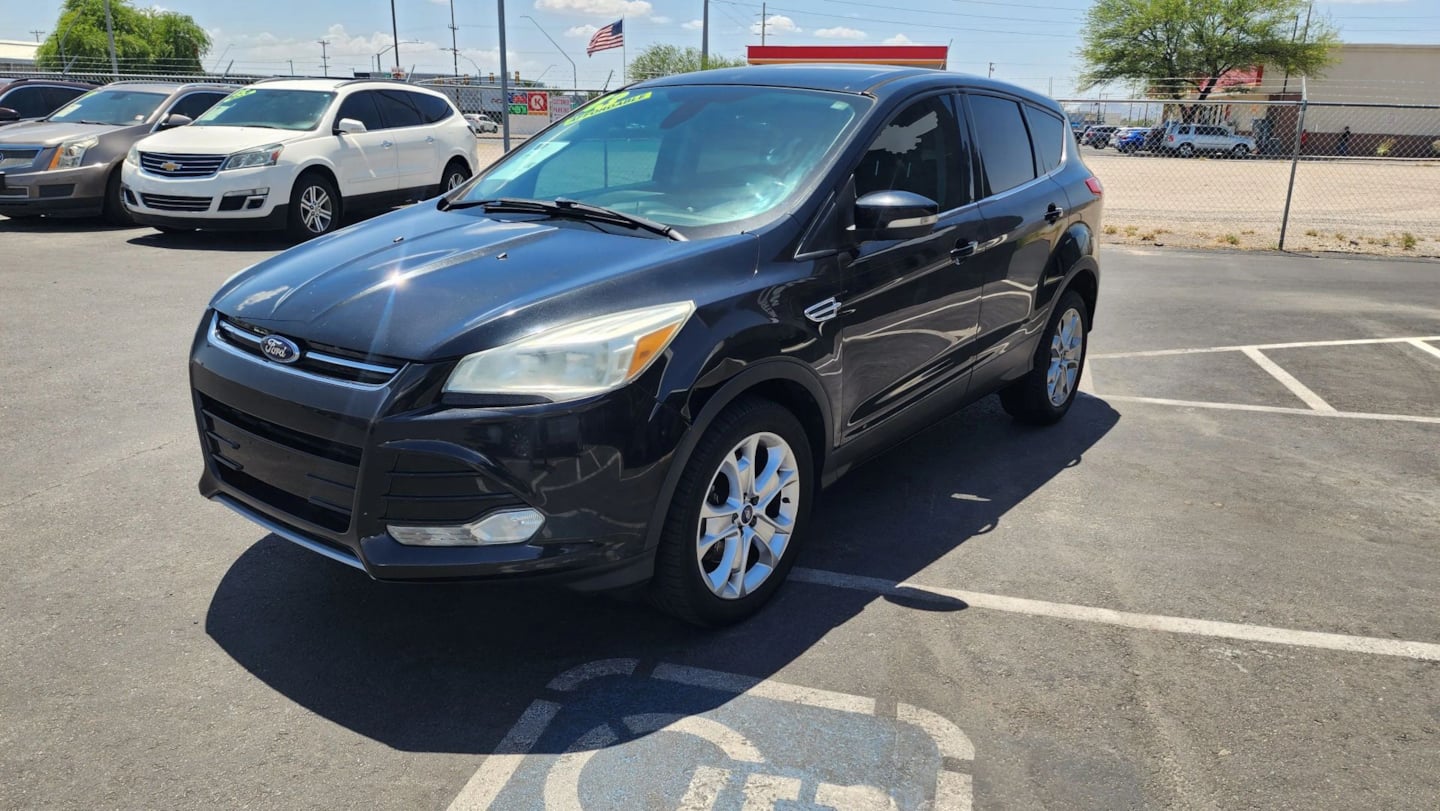 Ford Escape photo 8
