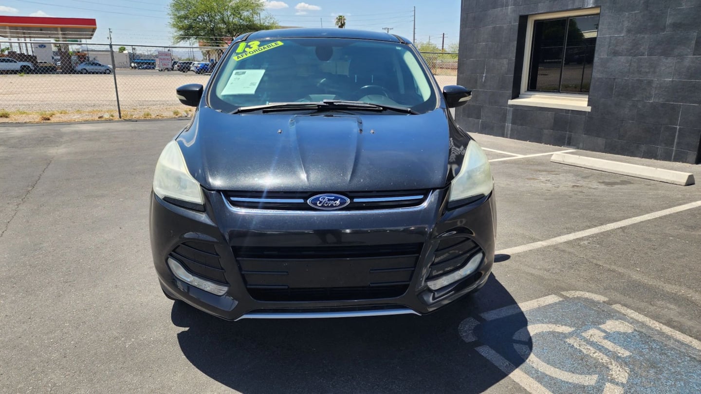 Ford Escape photo 9