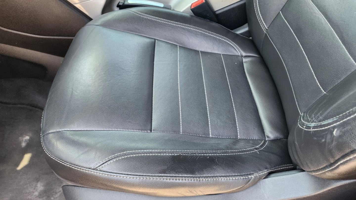 Ford Escape photo 11