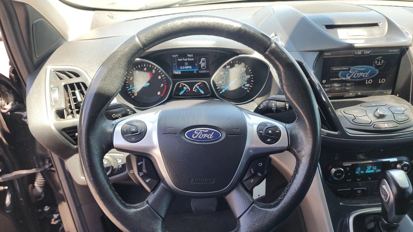 Ford Escape photo 26