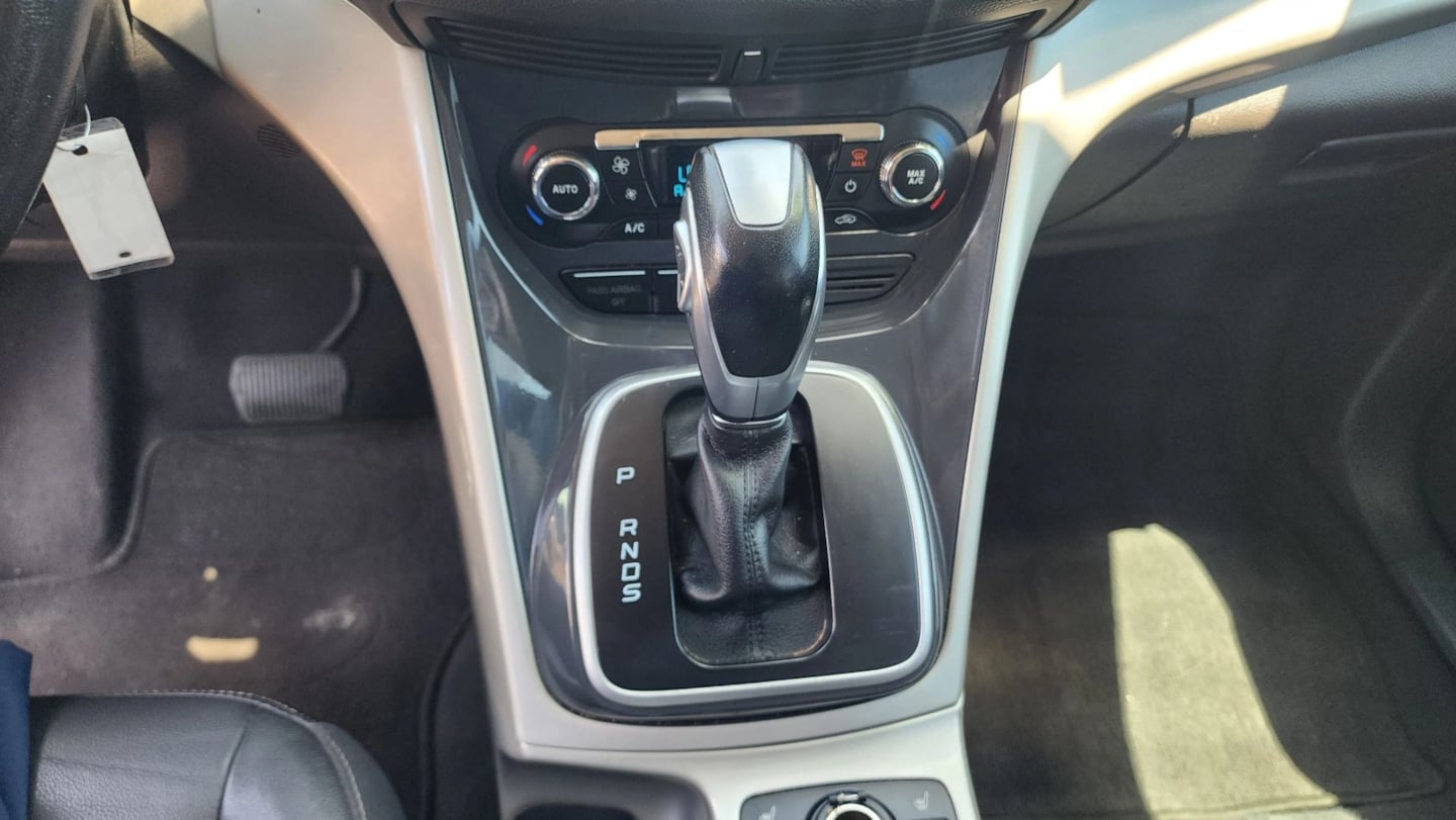 Ford Escape photo 29