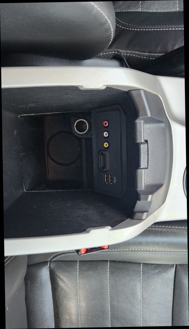 Ford Escape photo 30