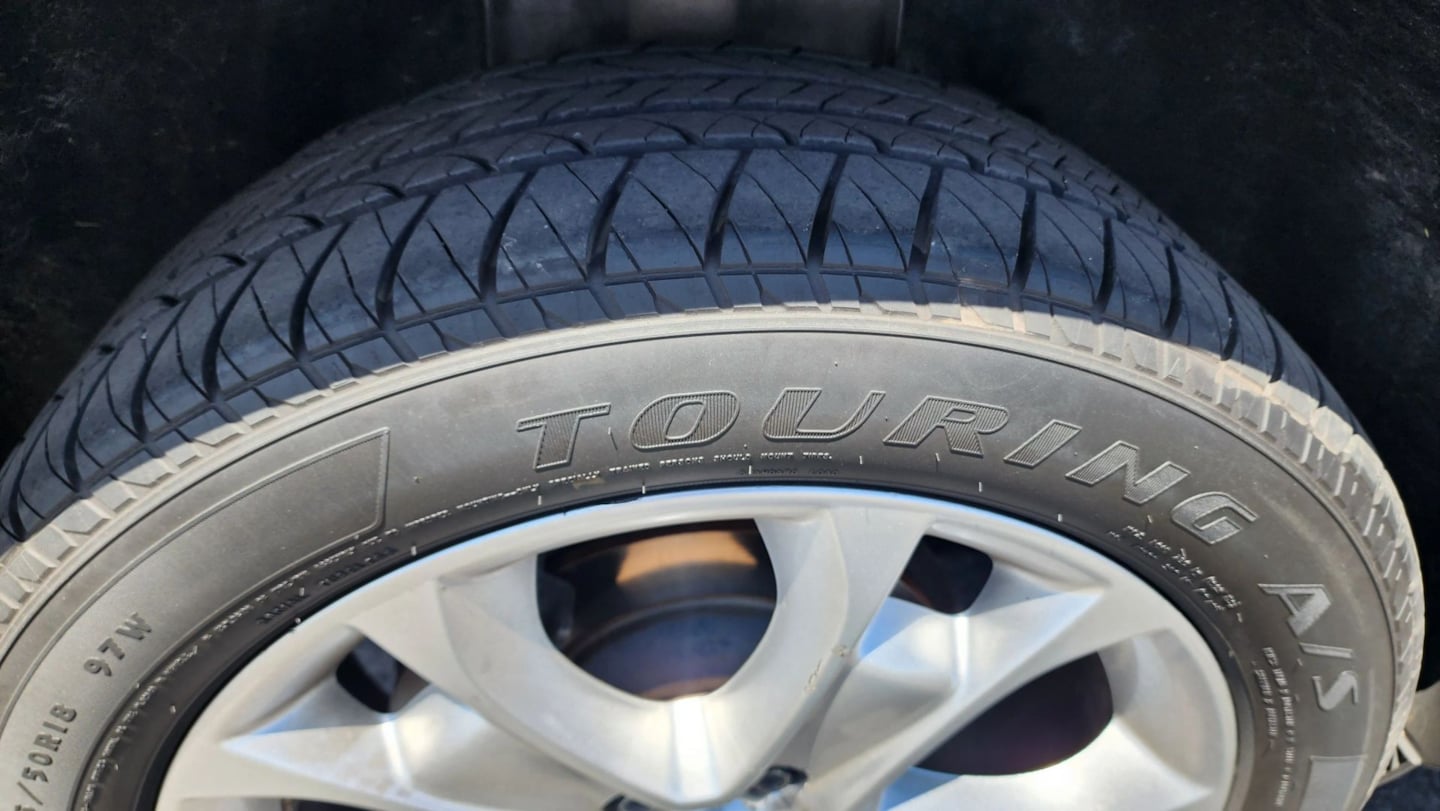 Ford Escape photo 48