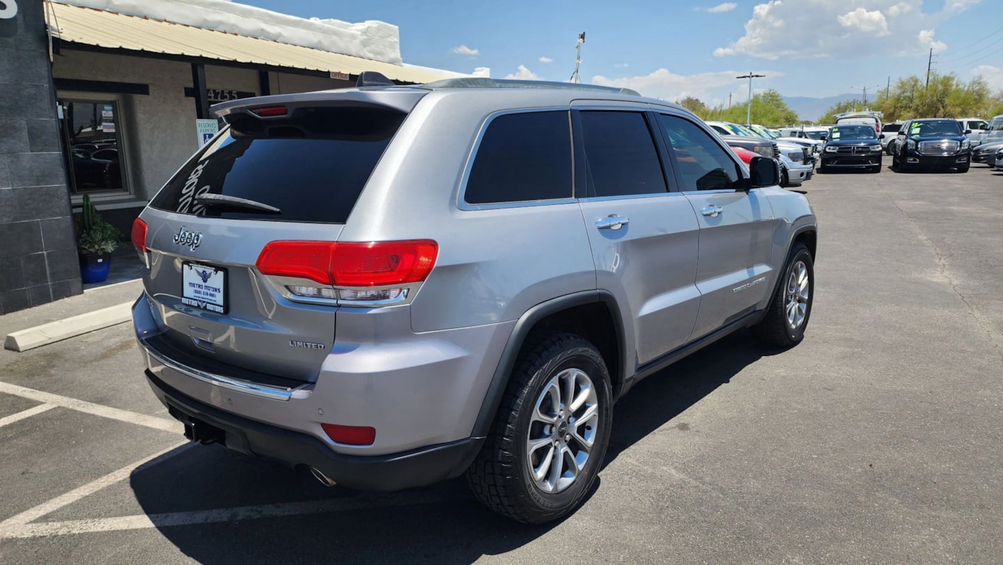 Jeep Grand Cherokee photo 4