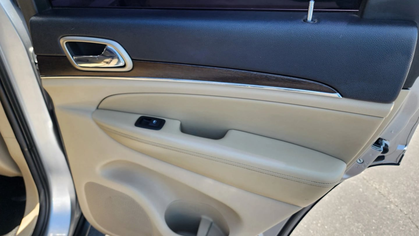 Jeep Grand Cherokee photo 20