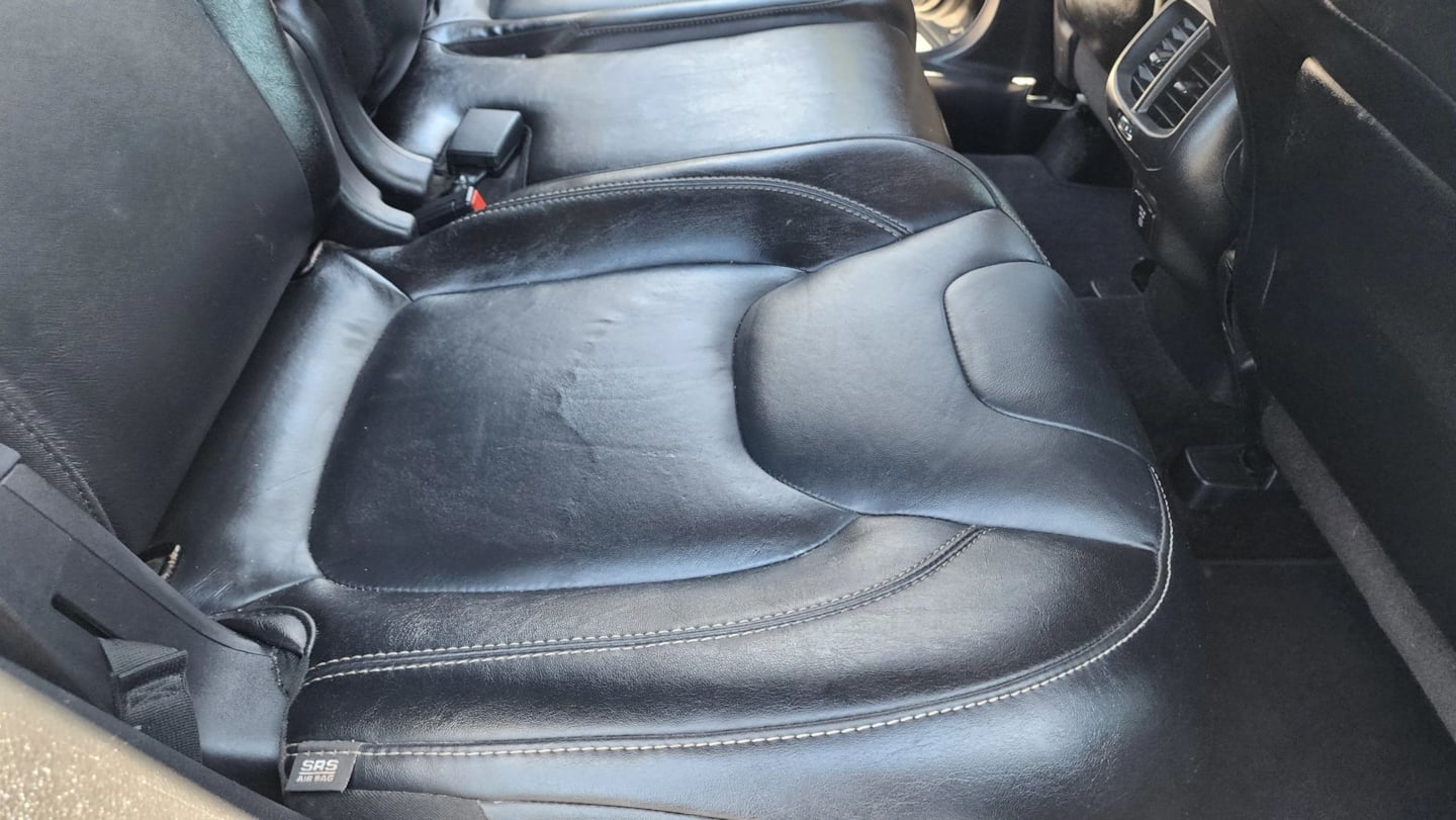 Jeep Cherokee photo 15