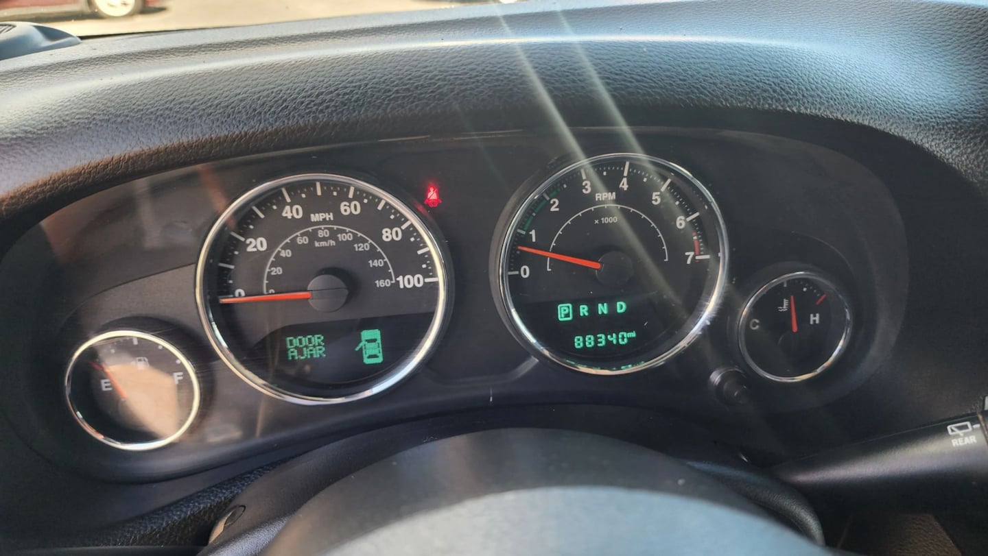 Jeep Wrangler photo 23