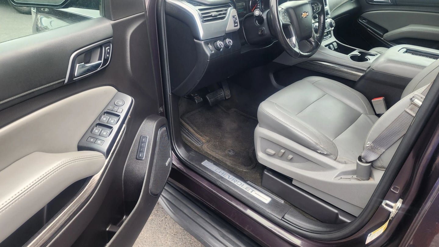 Chevrolet Tahoe photo 10
