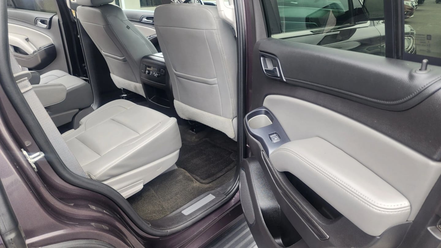Chevrolet Tahoe photo 14