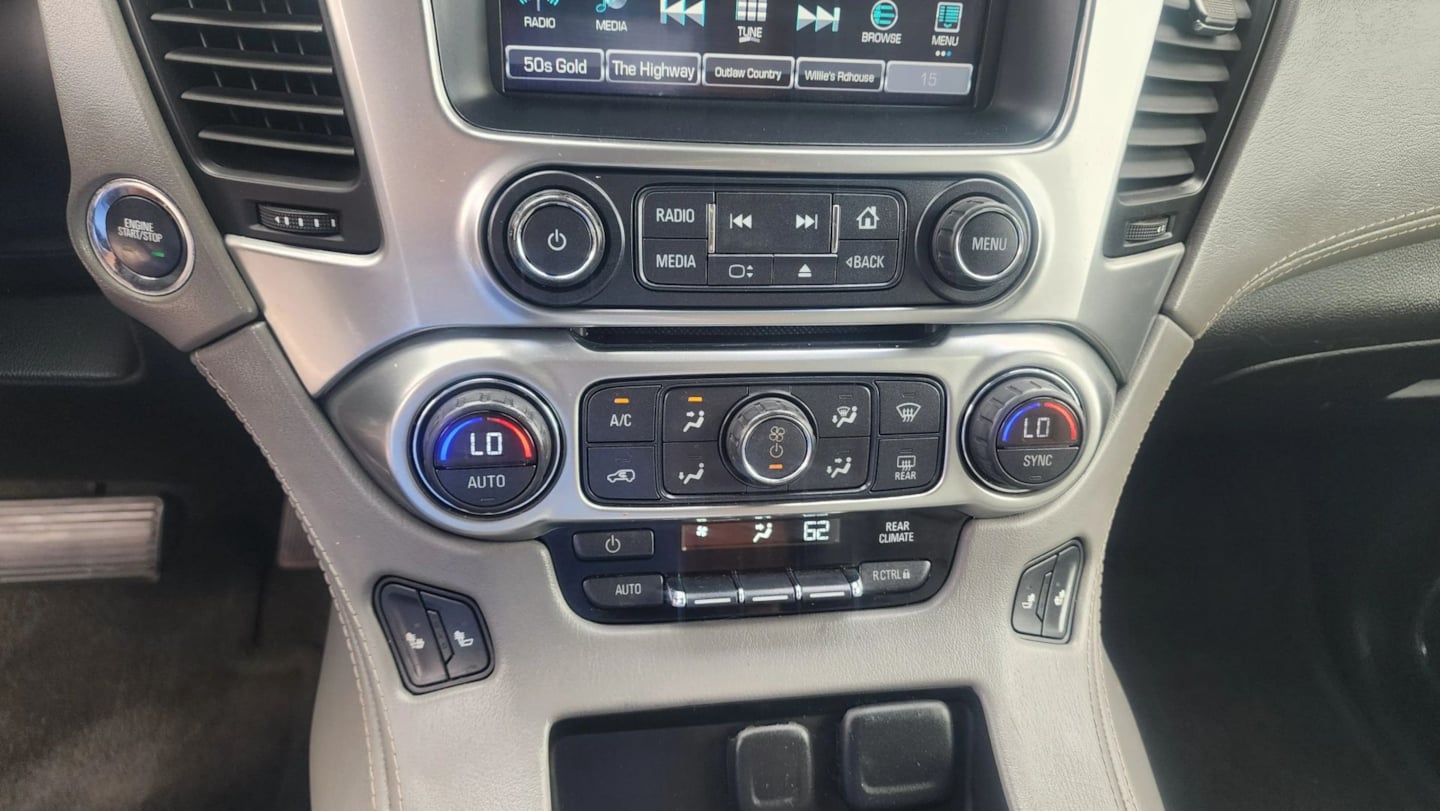 Chevrolet Tahoe photo 28