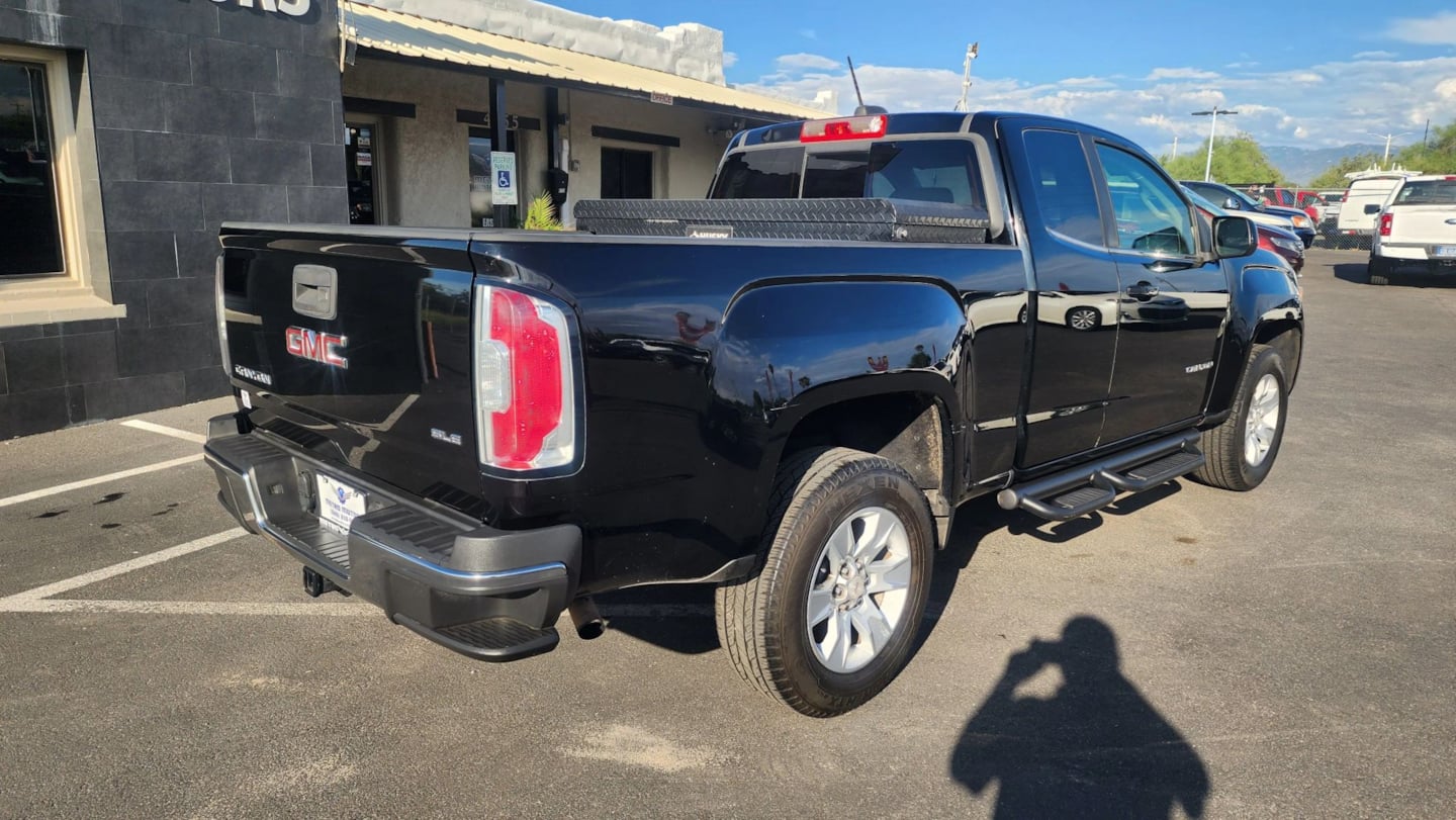 GMC Canyon photo 4