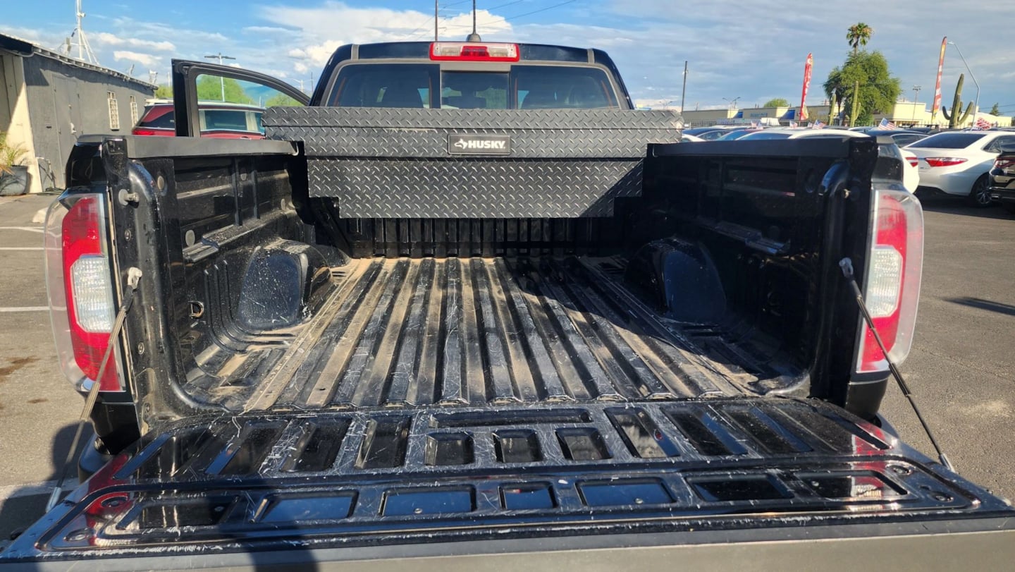 GMC Canyon photo 33
