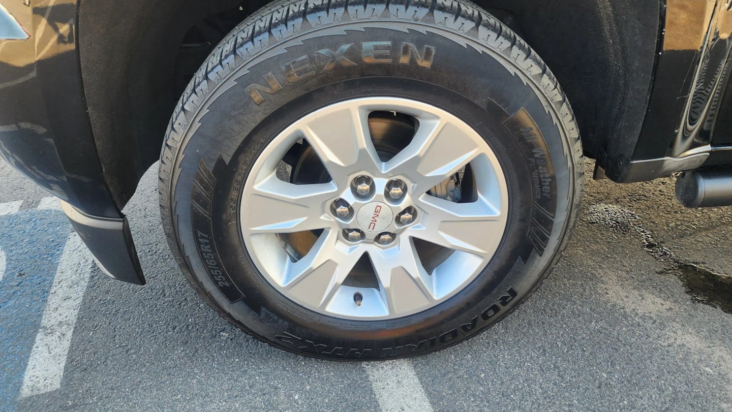 GMC Canyon photo 39