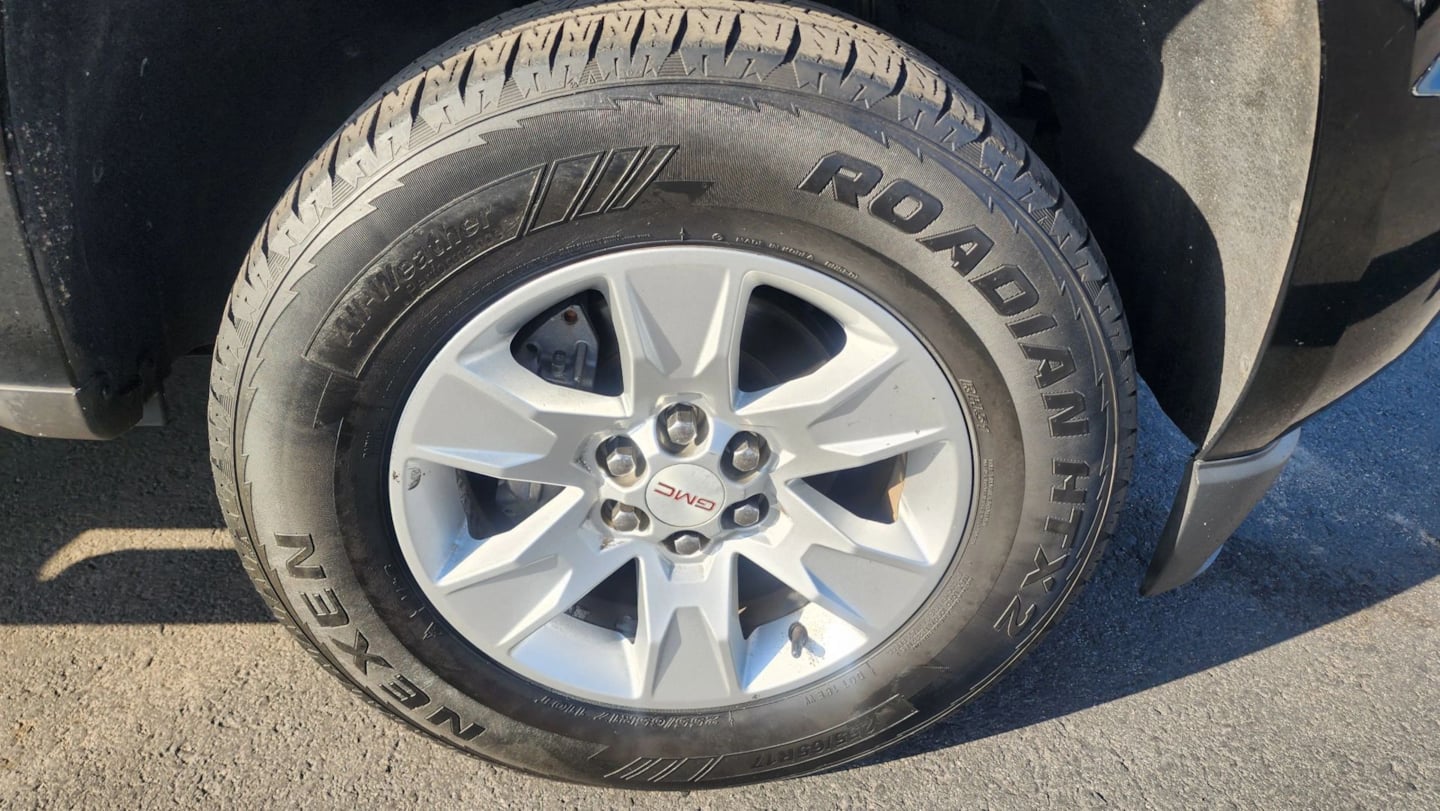 GMC Canyon photo 45