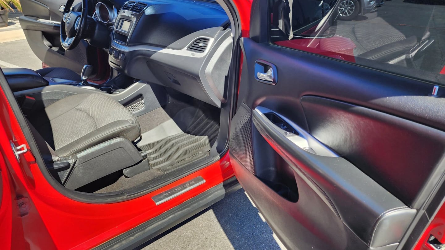 Dodge Journey photo 16