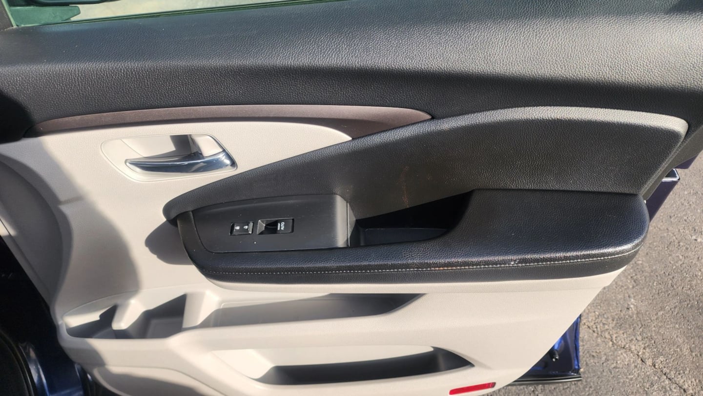 Honda Pilot photo 20