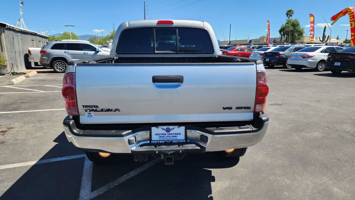 Toyota Tacoma photo 5
