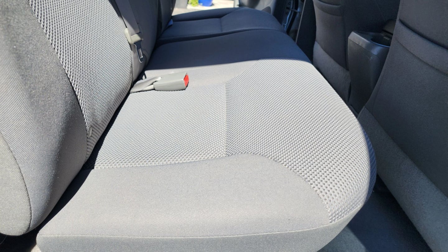Toyota Tacoma photo 14