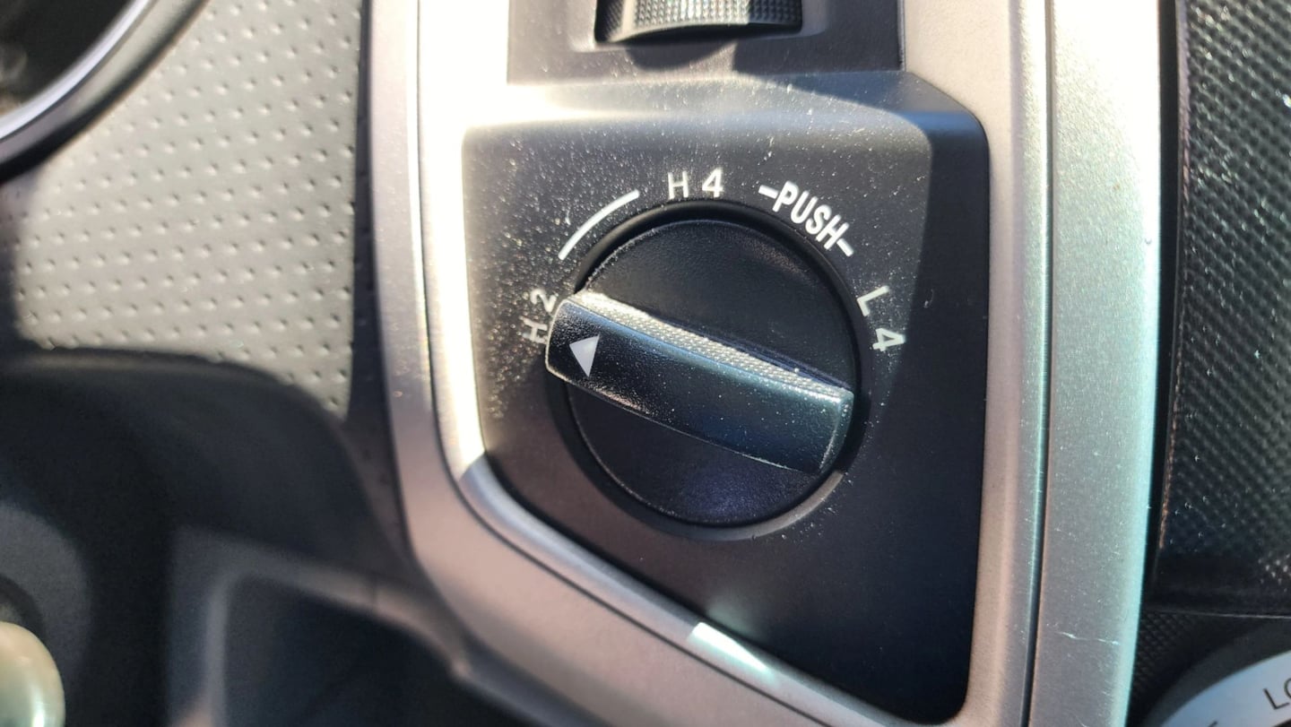 Toyota Tacoma photo 31