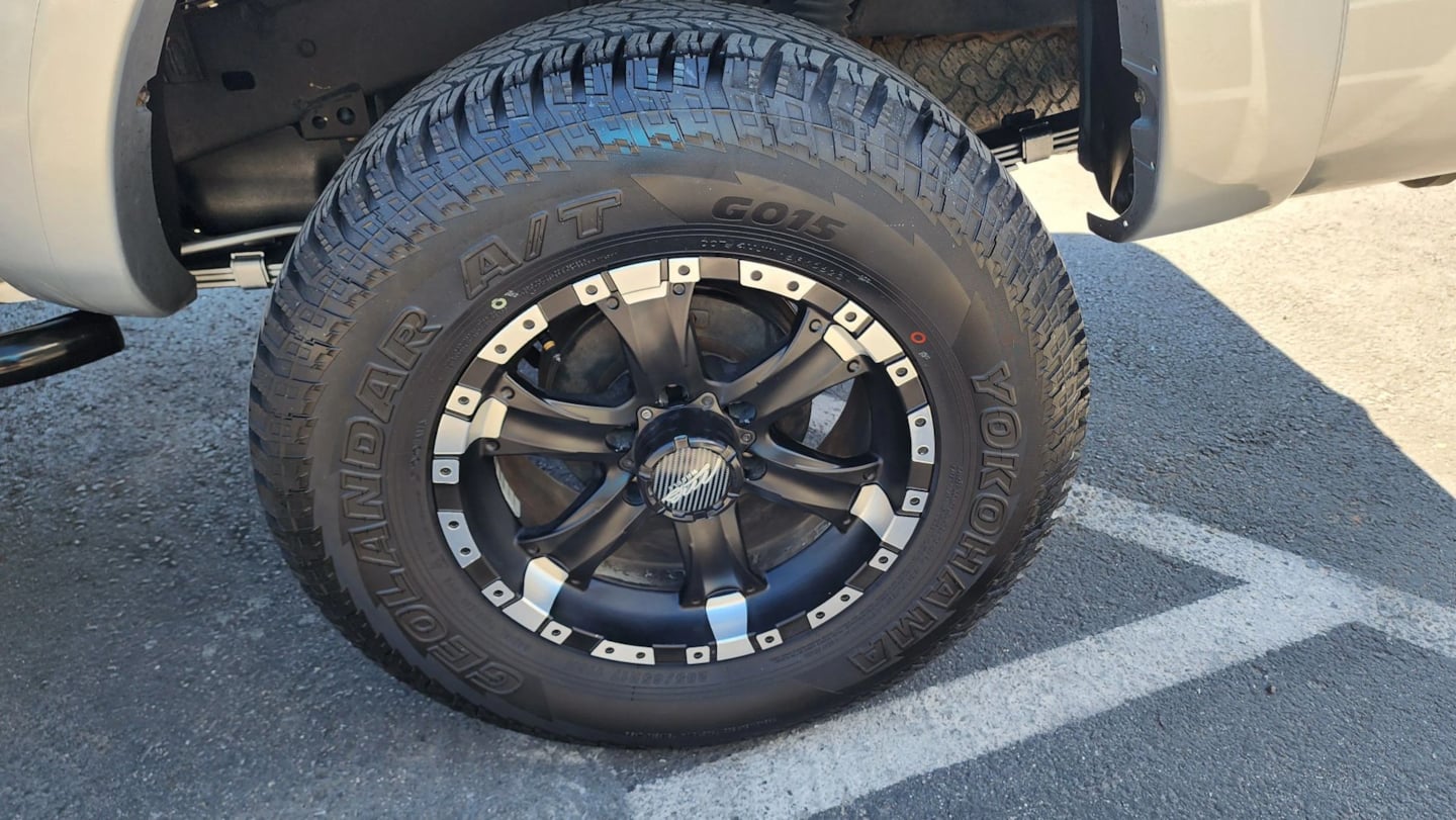 Toyota Tacoma photo 50