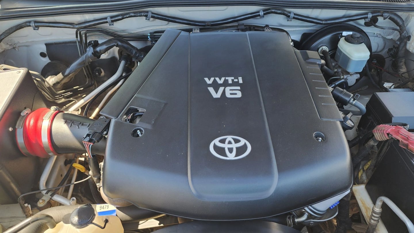 Toyota Tacoma photo 57