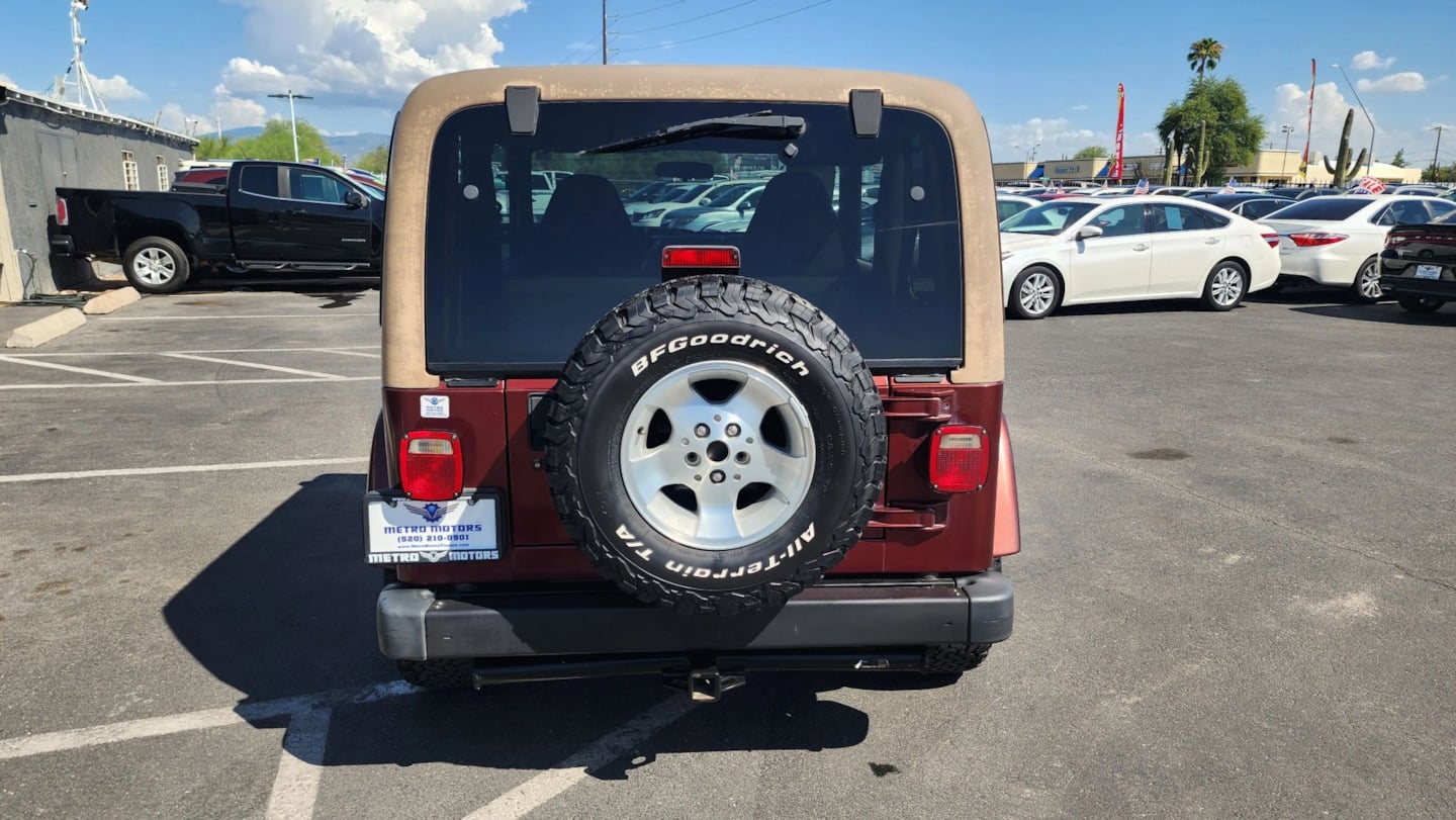 Jeep Wrangler photo 5