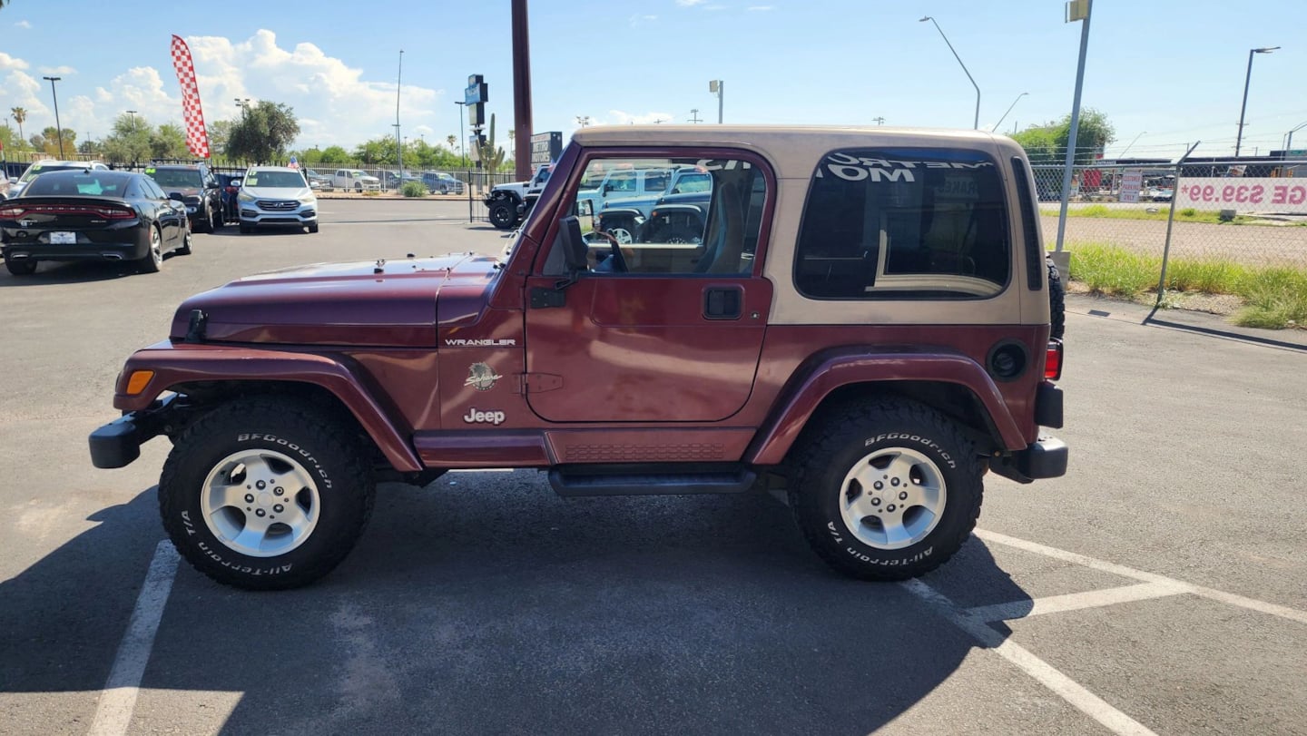 Jeep Wrangler photo 7