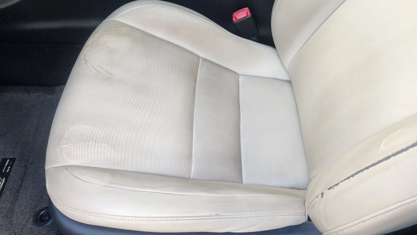 Lexus CT photo 11