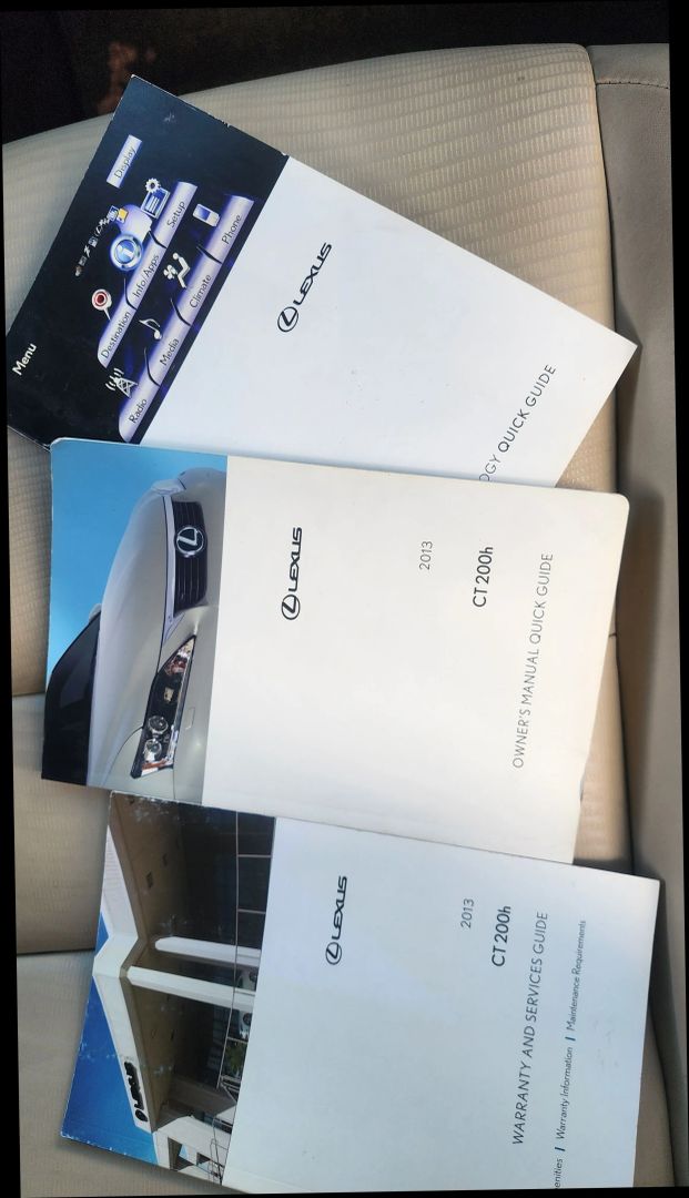 Lexus CT photo 18