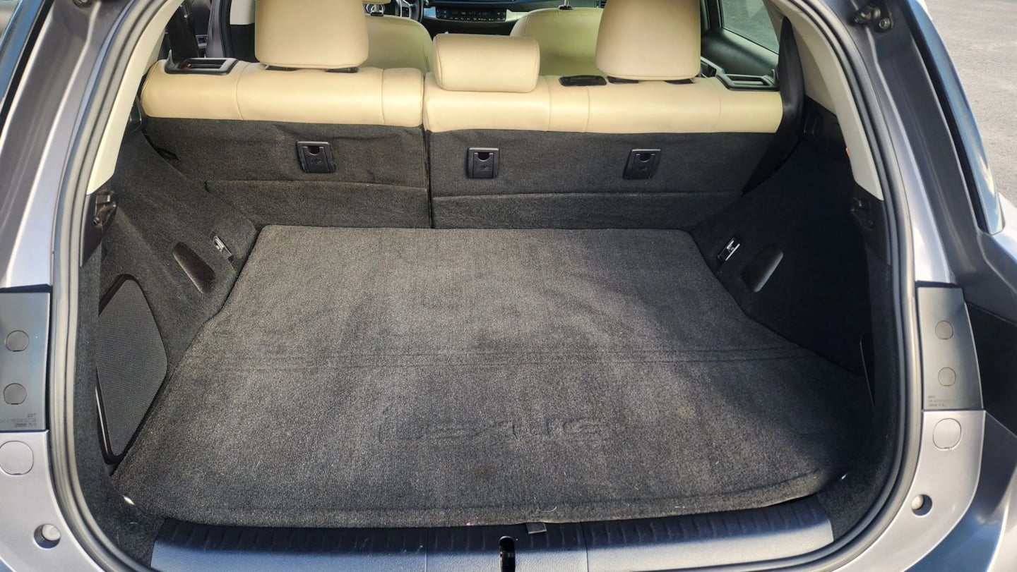 Lexus CT photo 37