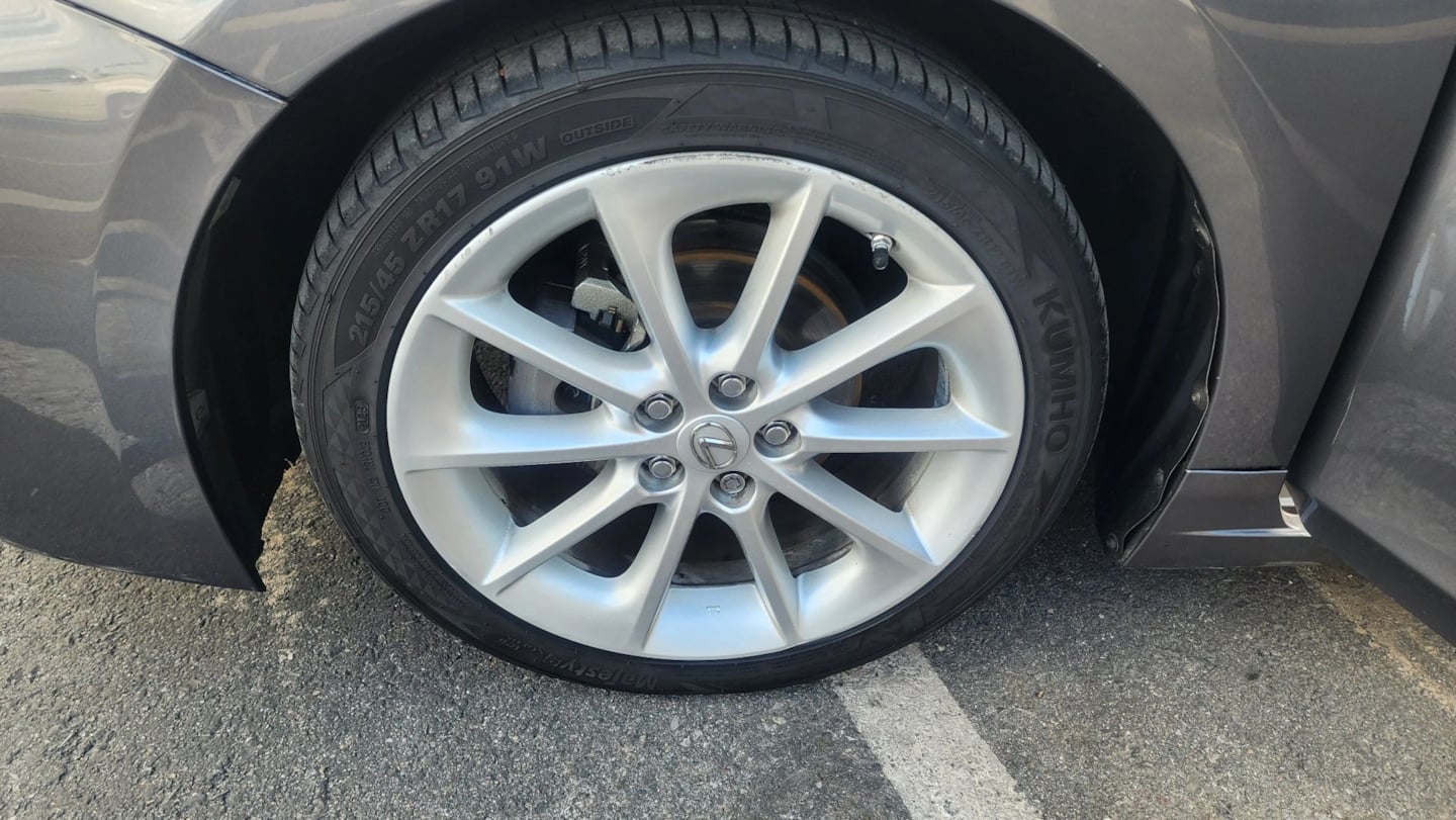Lexus CT photo 44
