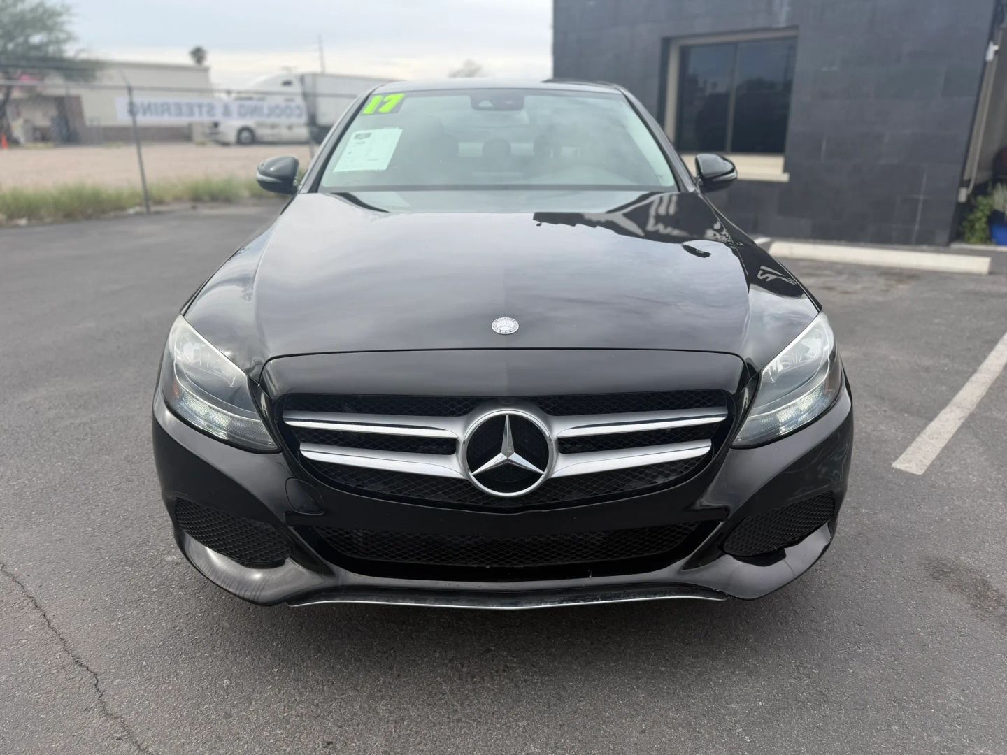 Mercedes-Benz C300 photo 9