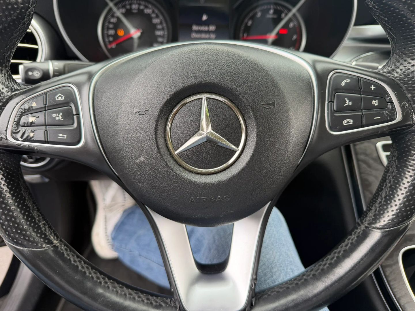 Mercedes-Benz C300 photo 28