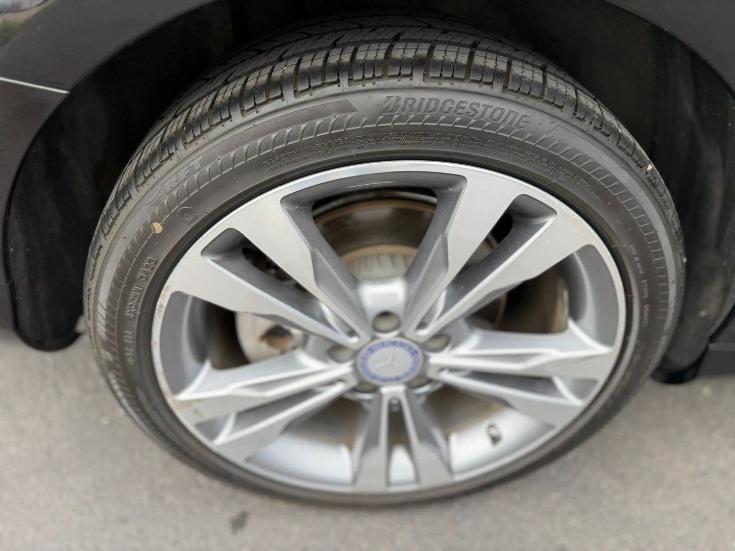 Mercedes-Benz C300 photo 43
