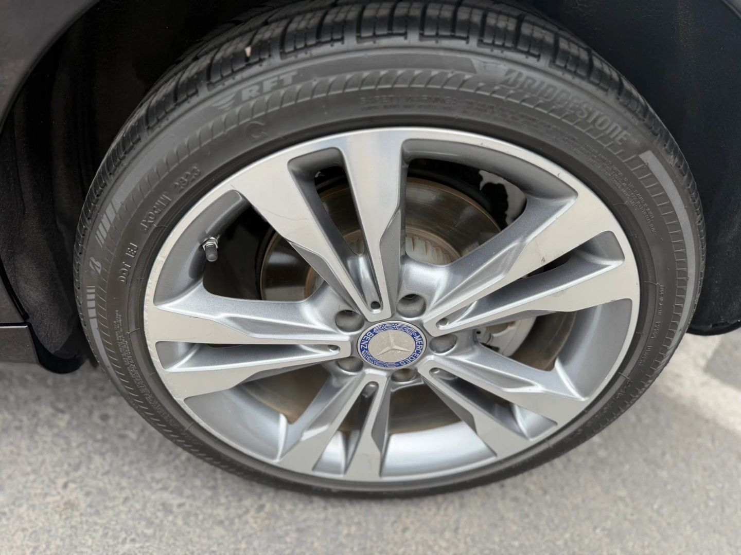 Mercedes-Benz C300 photo 44