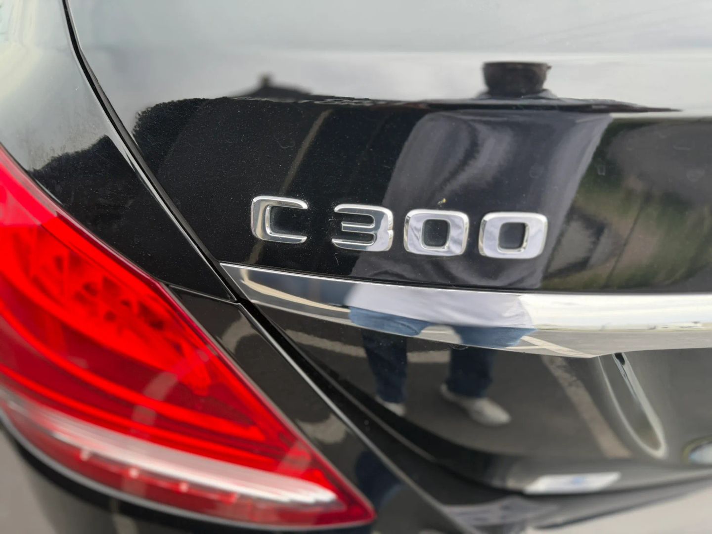 Mercedes-Benz C300 photo 46