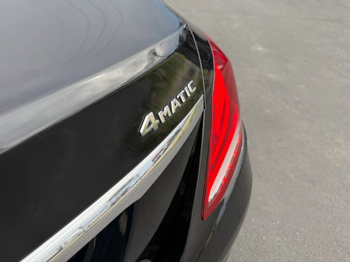 Mercedes-Benz C300 photo 47