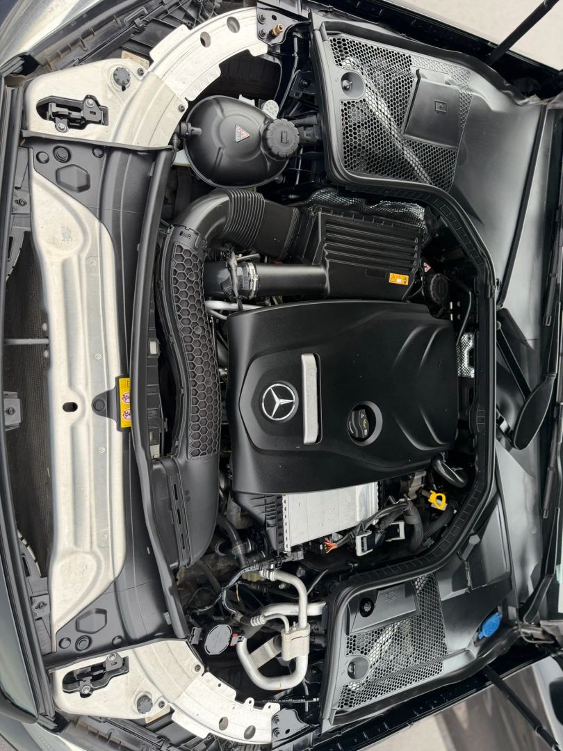 Mercedes-Benz C300 photo 48