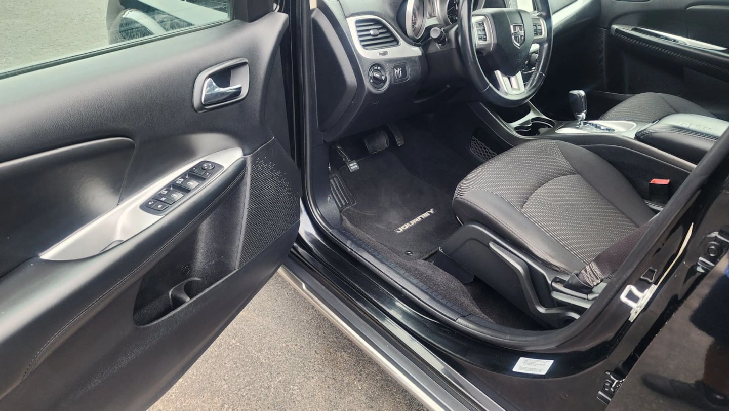 Dodge Journey photo 10