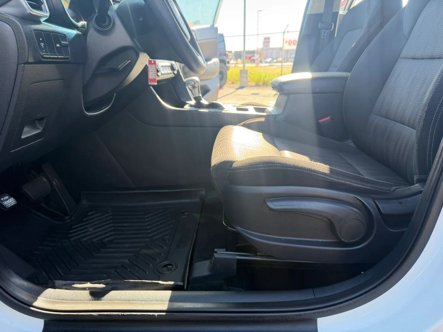 Kia Sportage photo 14
