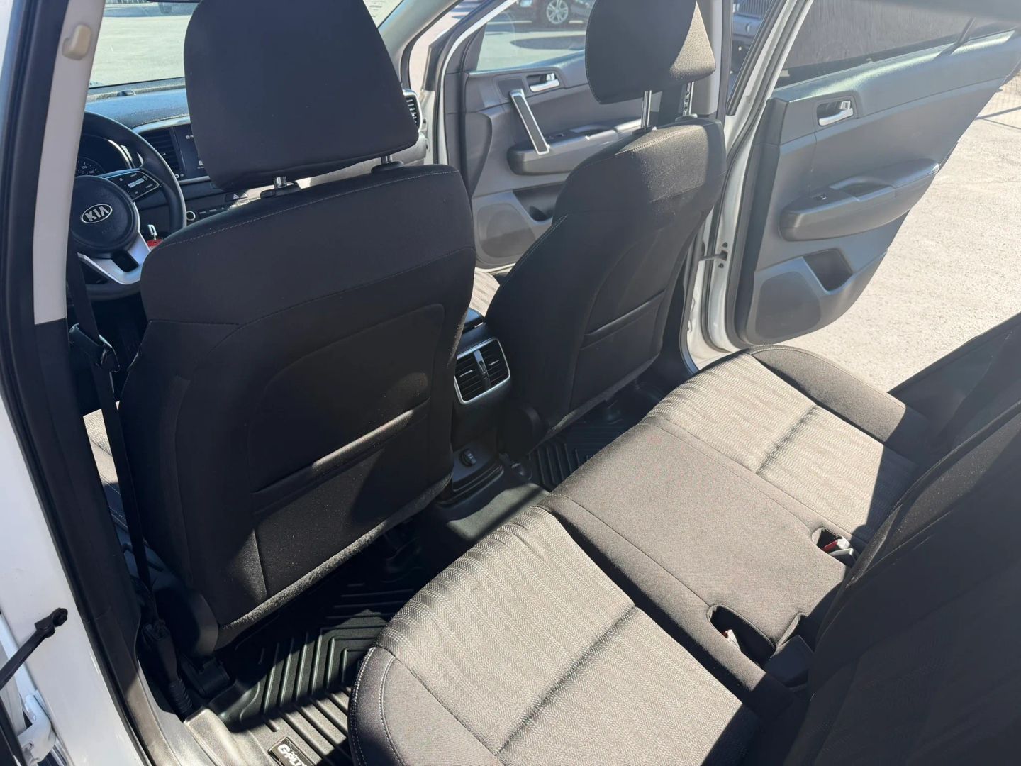 Kia Sportage photo 23