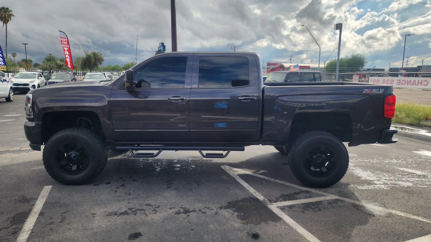 Chevrolet Silverado photo 7