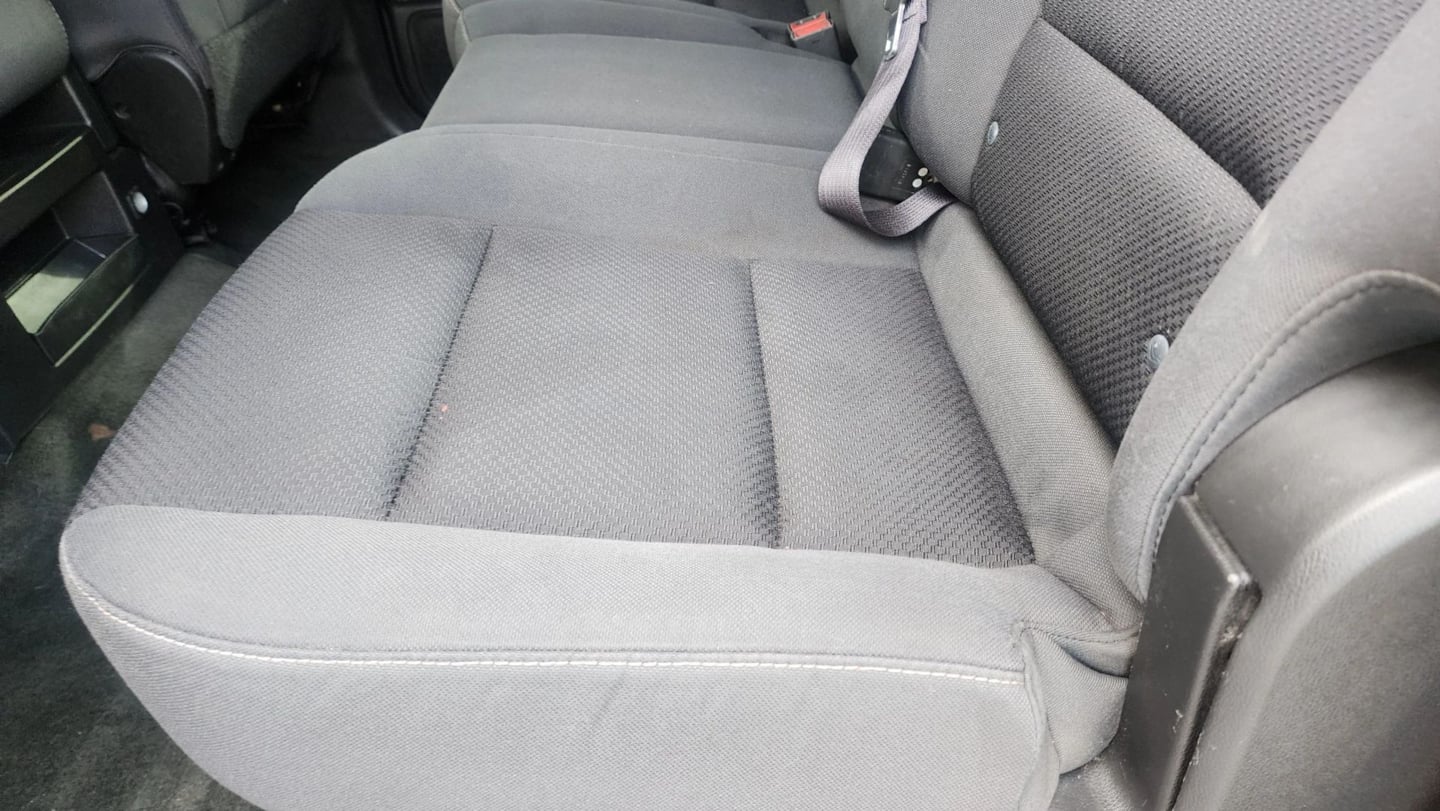 Chevrolet Silverado photo 13